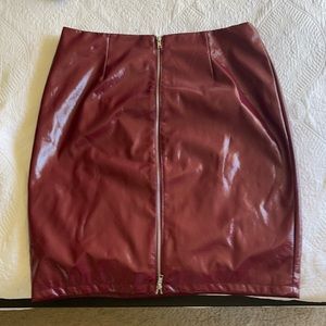 Plus size skirt, Burgundy and leather material.